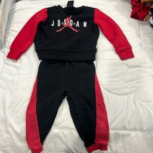 Kids Jordan sweatsuit
